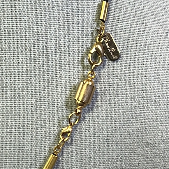 Hilary London Murano pendant necklace - Picture 3 of 3